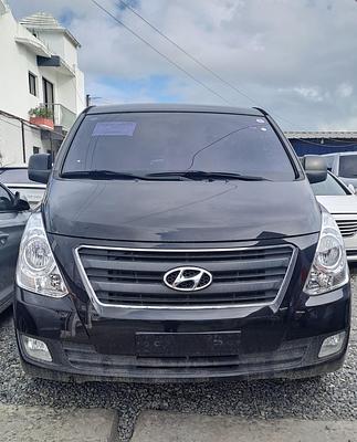 Corotos Hyundai Grand Starex Negro