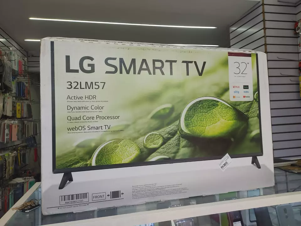  LG 32 pulgadas Class HD (720p) Smart LED TV webOS