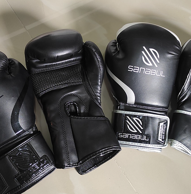 1000 Guantes Kick Boxing