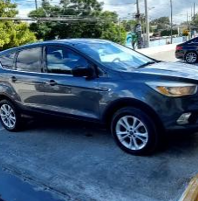 Corotos | Venta de Jeepeta Ford Escape año 2017, en excelentes condiciones.