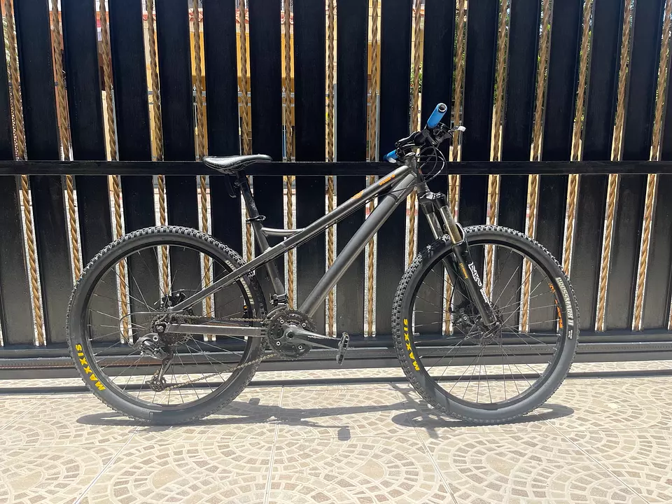 Corotos Bicicleta Mondraker play 2 2013 Europea