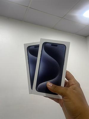 Corotos  IPHONE 15 PRO MAX 512 GB E-SIM NUEVO SELLADO (SOMOS TIENDA)