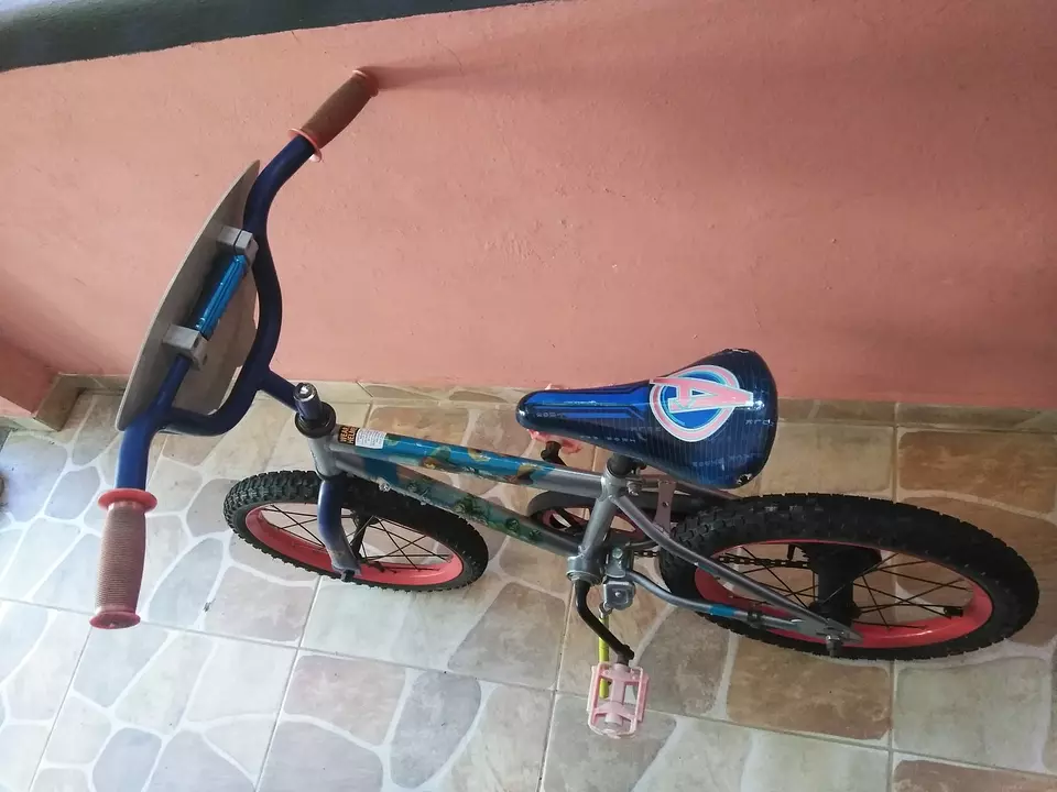 Bicicleta avengers aro online 16