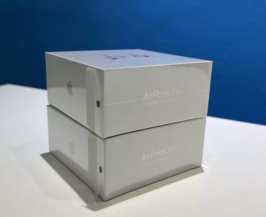 Caja De Embalaje Con Caja De Carga De Apple AirPods Pro Fotografía