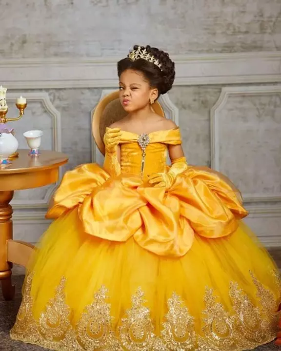 Corotos Hermoso Vestido en Alquiler para tu peque a princesa