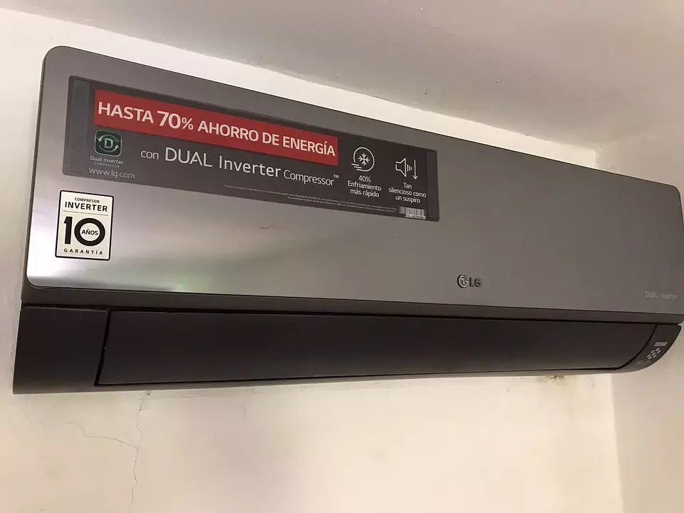 Aire acondicionado inverter de 18K BTU - 70% de ahorro de energía