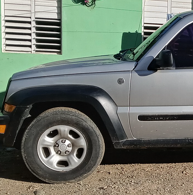Corotos Jeep cherokee 2006