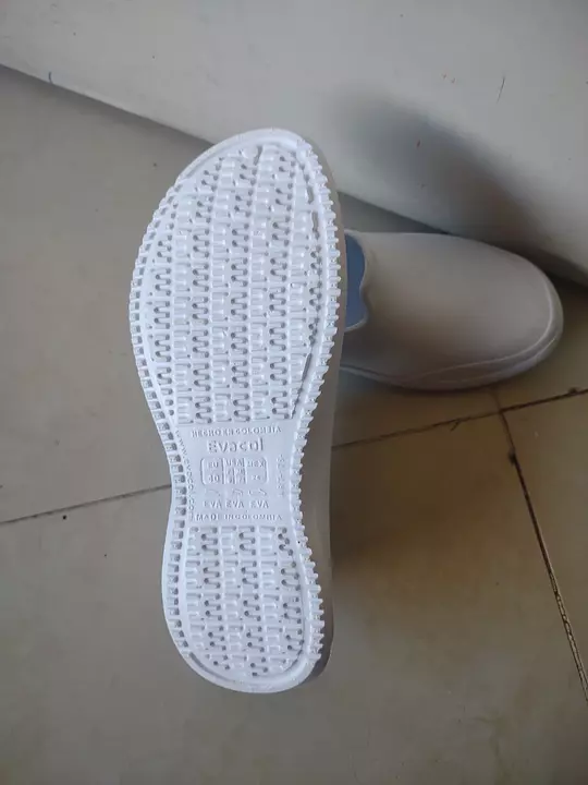 Zapato tipo crocs blanco hot sale