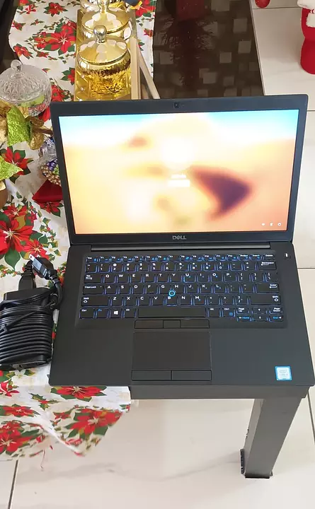 Dell Latitude 7490 Laptop Linux Come Nuovo Quad Core 32GB