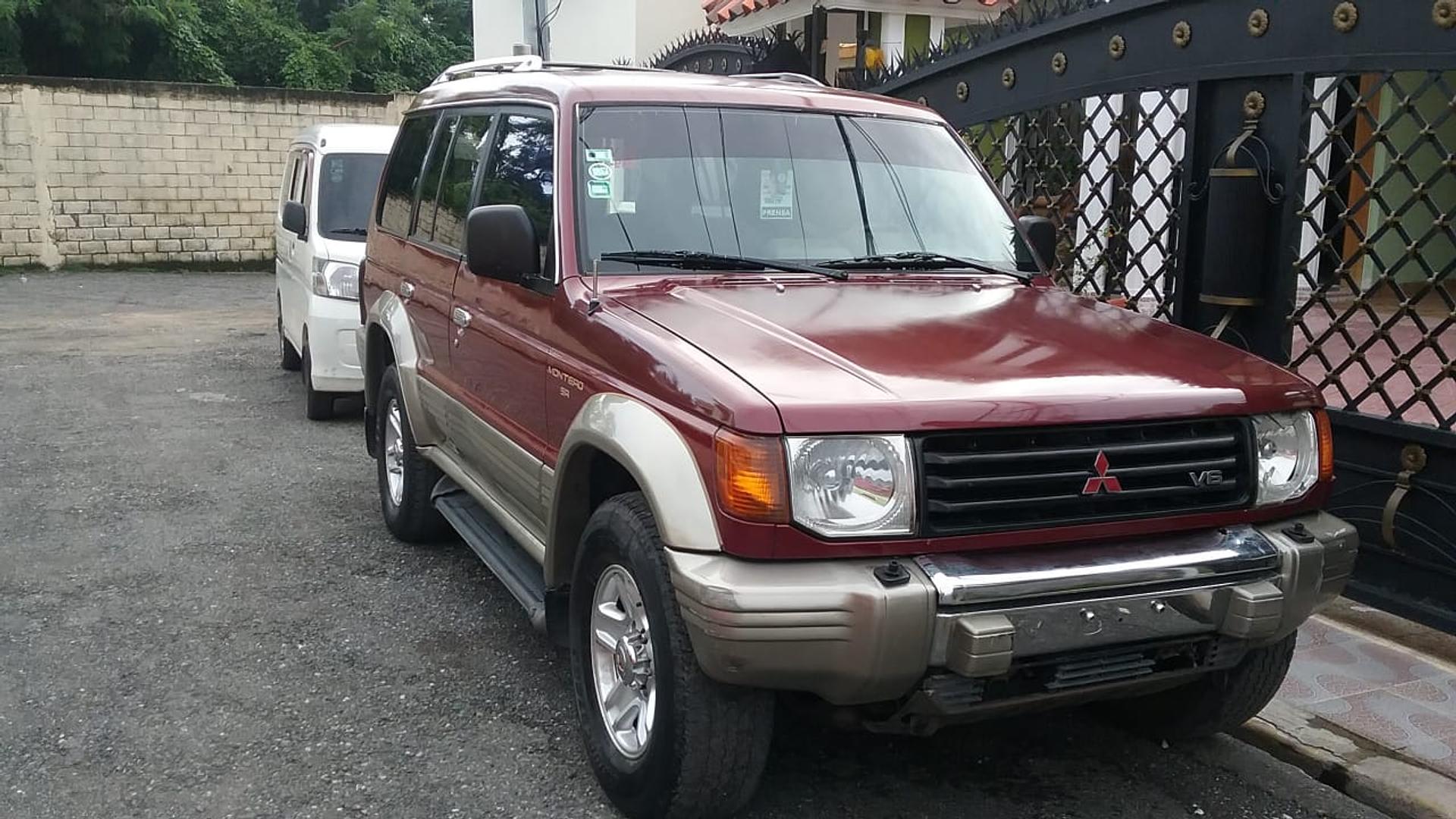 Mitsubishi montero 1998