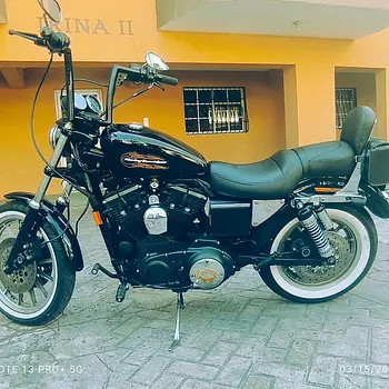 motores y pasolas - Harley Davidson Sportster Custom 