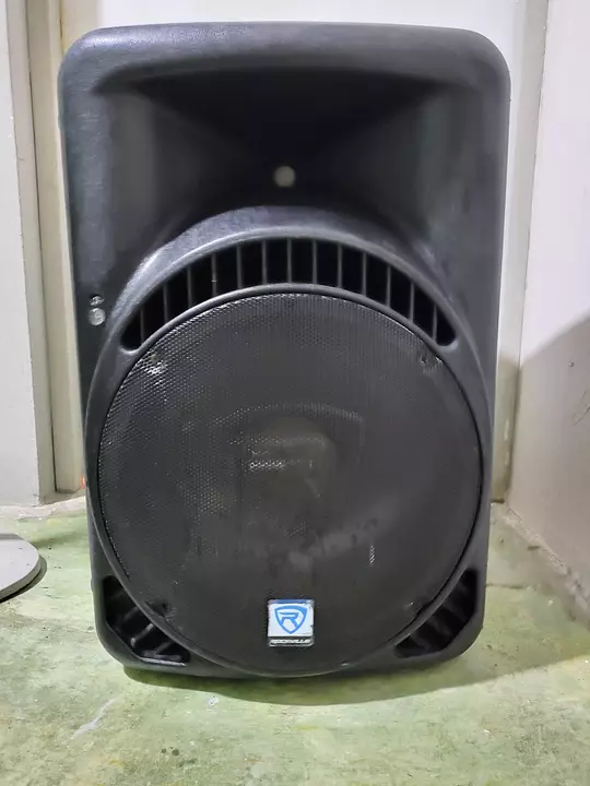 Corotos Bocina Bluetooth Amplificada Rockville Muy Potente