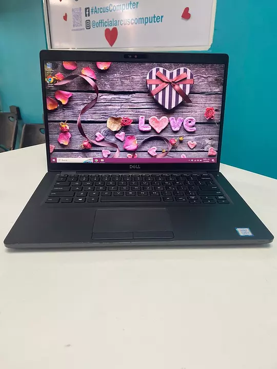 Laptop, Dell Latitude 5400 (vid2x) / 8th Gen, Intel Core i7 / 16GB DDR4 / 512GB 