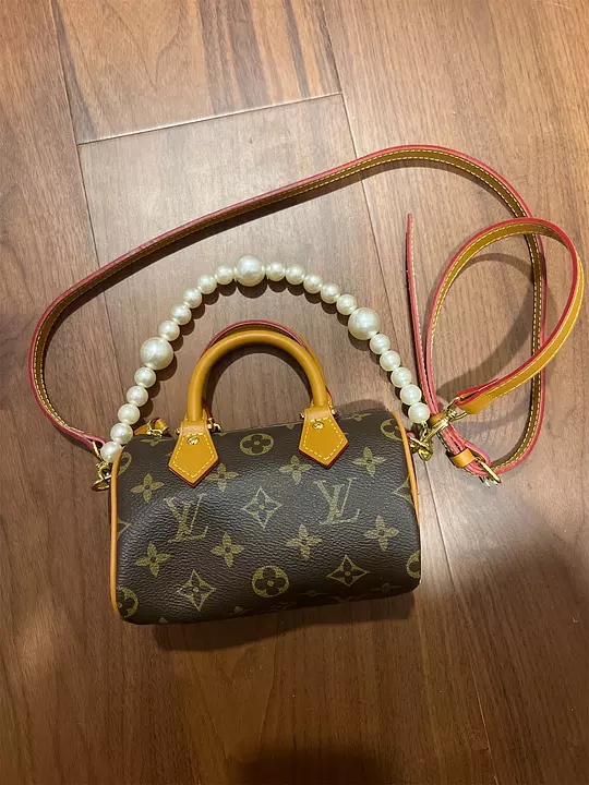 Corotos  Cartera Louis Vuitton para mujer