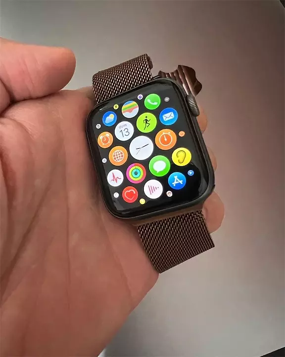 Apple watch シリーズ4 44mm GPS 1KDH0-