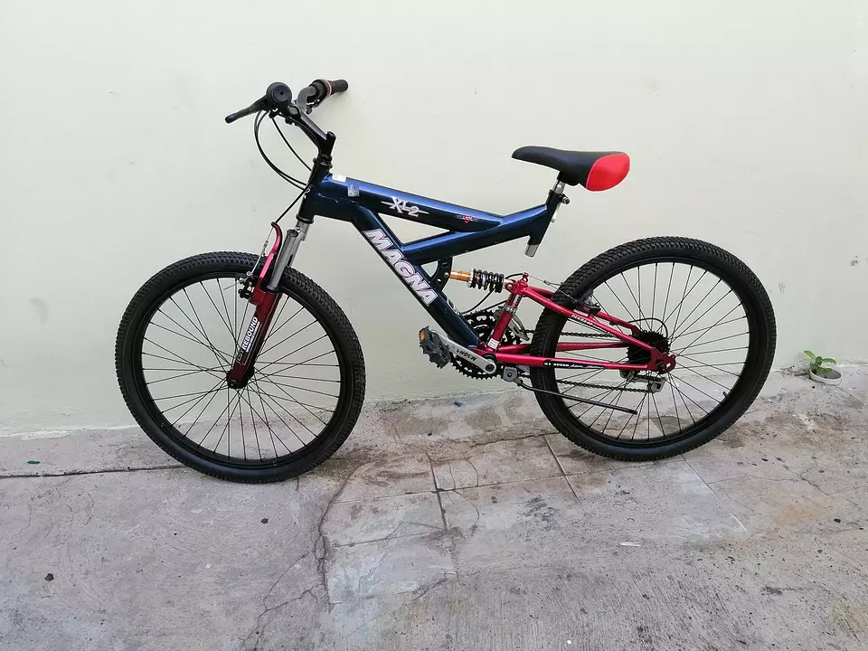 Bicicleta americana MAGNA aro 24 de doble suspensi n