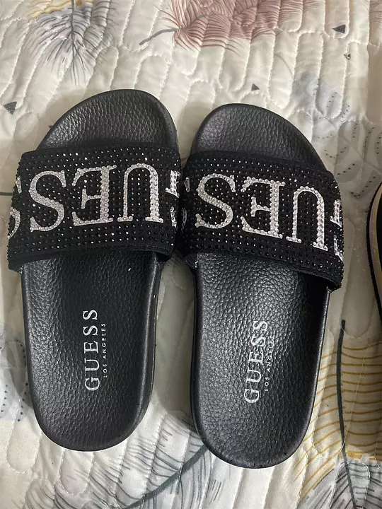 Corotos Sandalias GUESS de ni a size 13