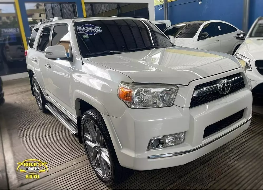 Toyota 4runner Limited 2013 Clean Carfax