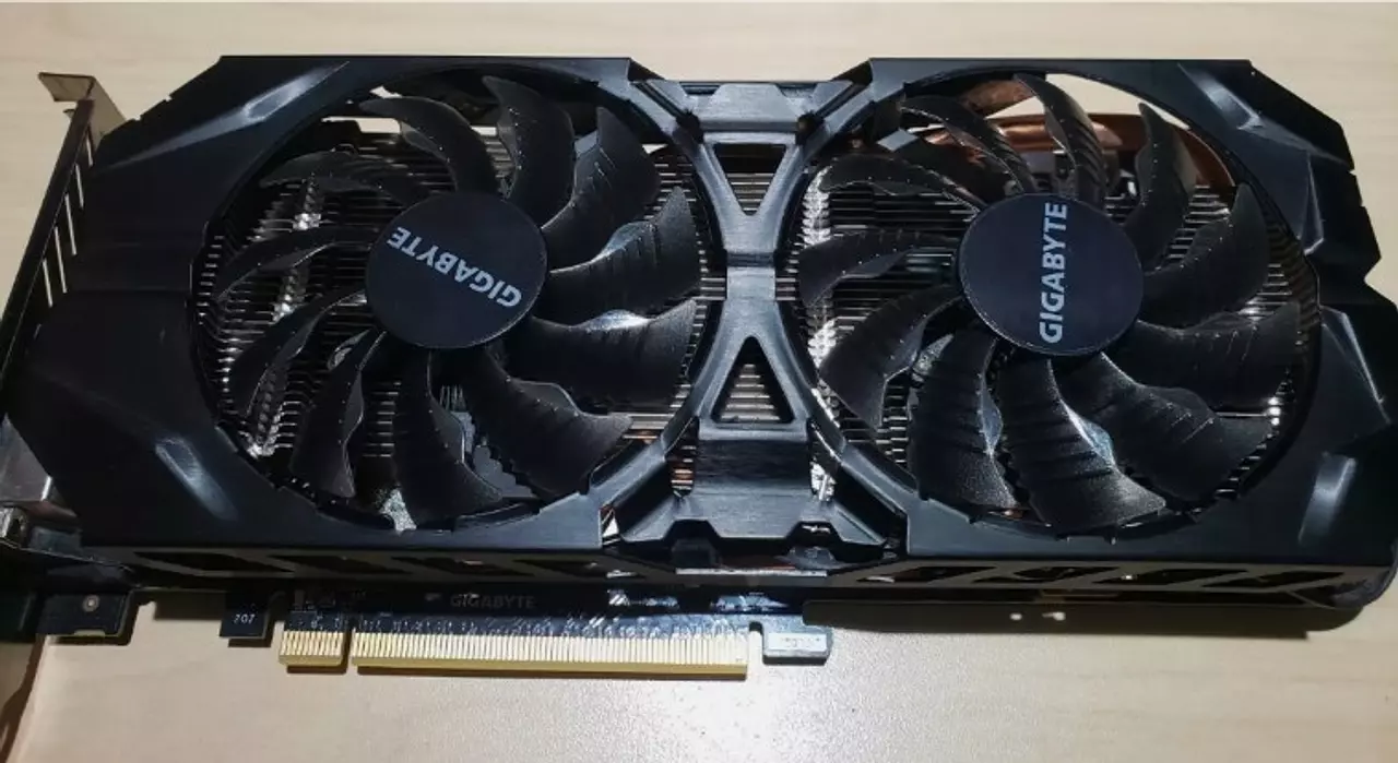 Gigabyte r9 390 8gb hot sale